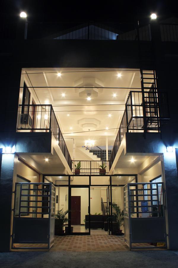 Luna Oslob Travellers Inn Bagian luar foto